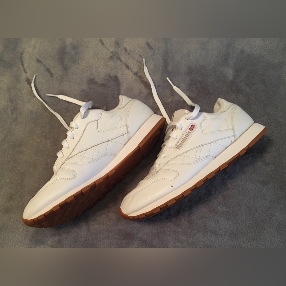 Reebok Classic - Picture 3 of 6